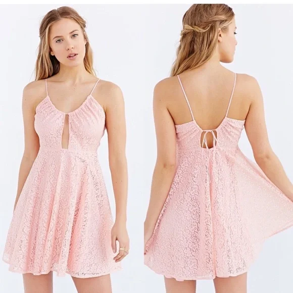 ❤️Fit and Flare A-Line Lace Mini dress🌸 - Picture 2 of 5